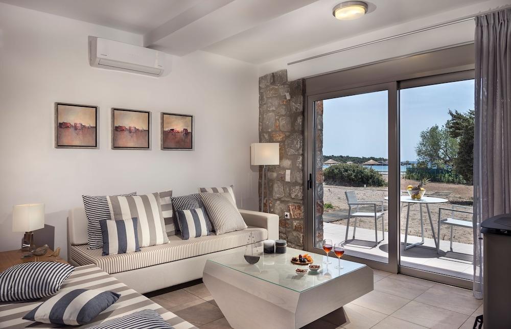 Cedar Bay Beachside Villas Палеохора Екстер'єр фото