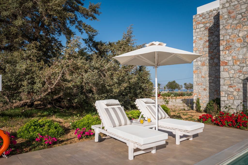 Cedar Bay Beachside Villas Палеохора Екстер'єр фото