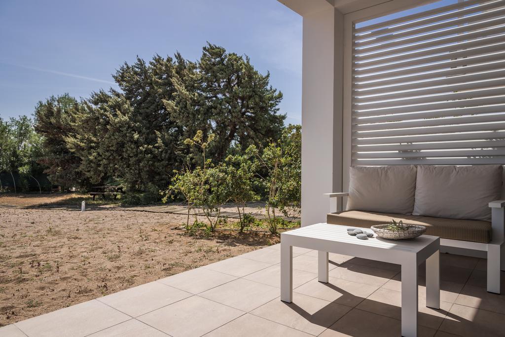 Cedar Bay Beachside Villas Палеохора Екстер'єр фото