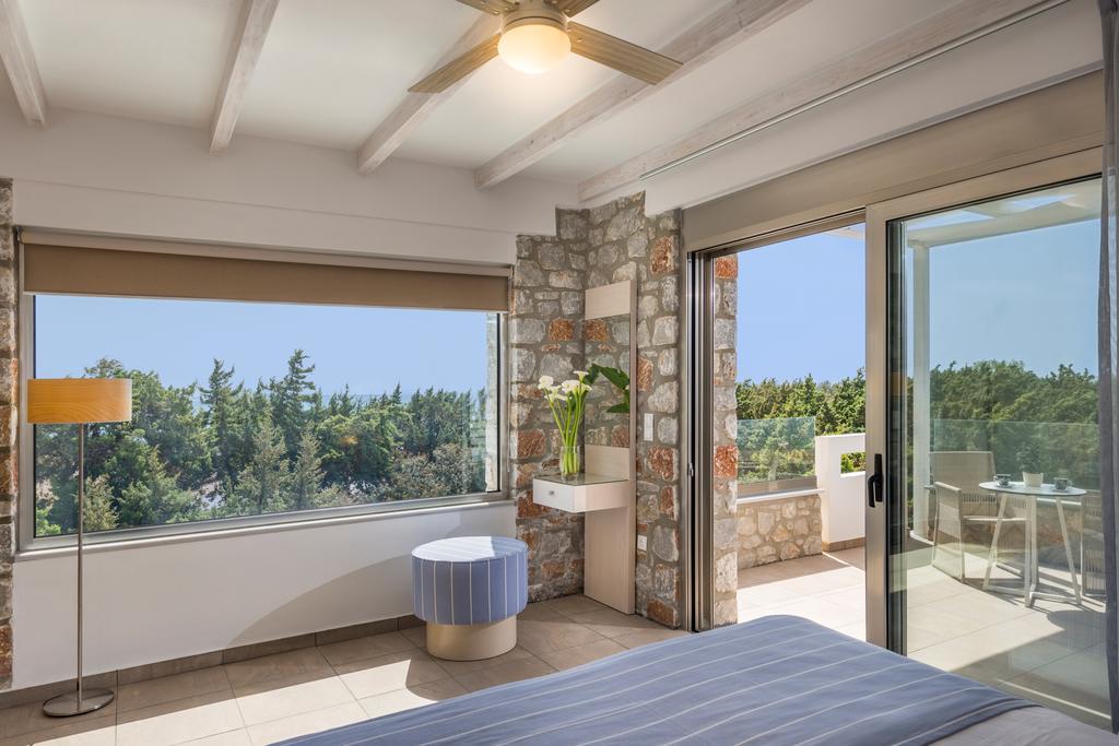 Cedar Bay Beachside Villas Палеохора Екстер'єр фото
