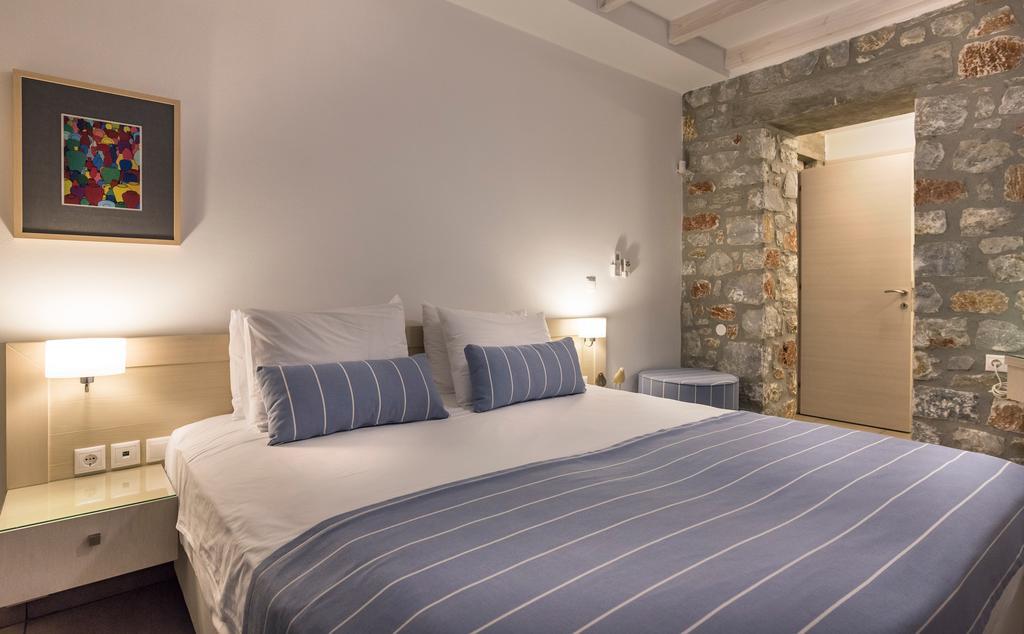 Cedar Bay Beachside Villas Палеохора Екстер'єр фото